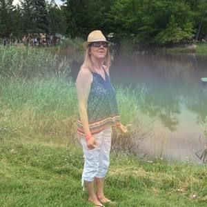 Meet your Posher, Joanne